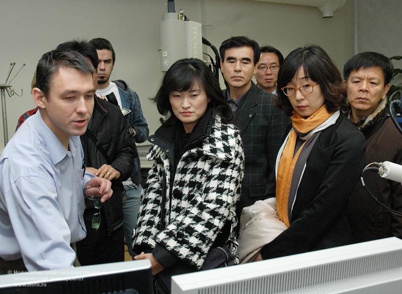 23.11.09     НГТУ посетит делегация Ассоциации политехнических колледжей КОРО (Корея), фотография: В. Невидимов