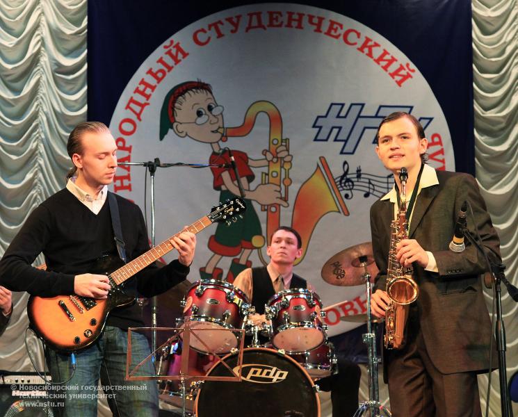 29.11.10       В НГТУ прошел Международный студенческий джазовый фестиваль  , фотография: В. Невидимов