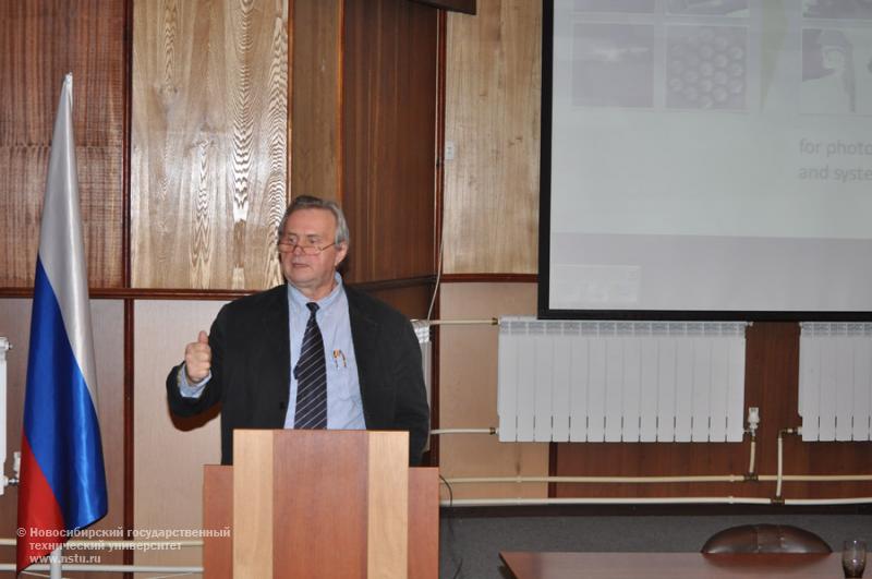 26 и 28 марта в НГТУ состоятся лекции Ганса-Георга Майера (Германия) , фотография: В. Кравченко