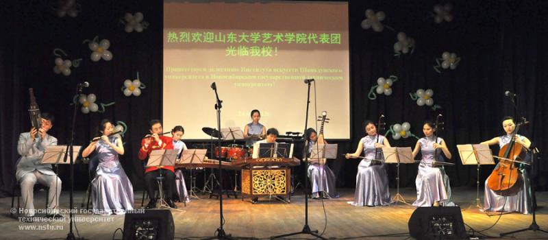 24.04.13     24 апреля в НГТУ состоится концерт Оркестра национальной музыки Института искусств Шаньдунского университета , фотография: В. Невидимов