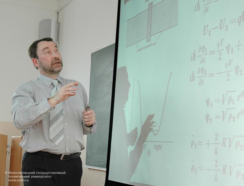 Сотрудник Института фотонных технологий г. Йена прочитает в НГТУ лекции по нанотехнологиям , фотография: В. Невидимов