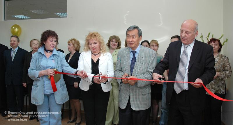 12 мая в НГТУ открылся Языковой центр , фотография: В. Невидимов