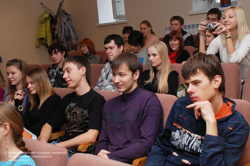 Городской клуб молодой семьи , фотография: В. Невидимов