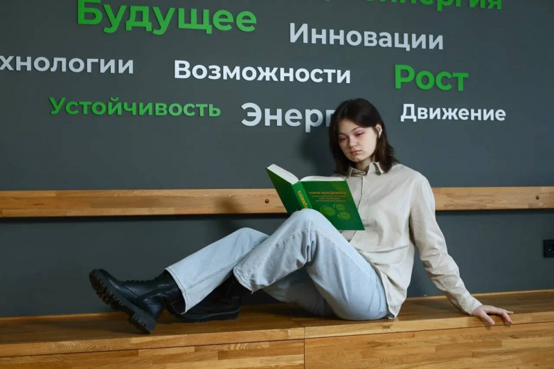 В перерывах между парами