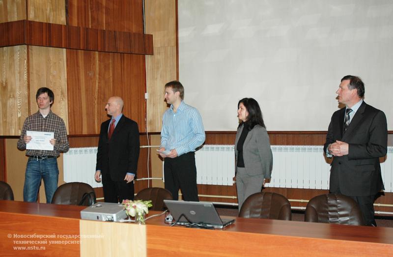 27.03.09     Студентам и аспирантам НГТУ вручены стипендии компании Шлюмберже , фотография: В. Невидимов