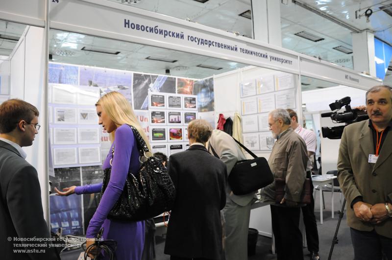 30.06.09 Участие НГТУ в III Сибирской венчурной ярмарке , фотография: В. Кравченко