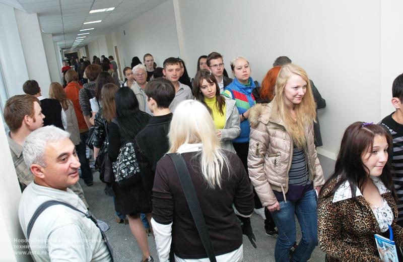 01.09.09     День знаний для первокурсников НГТУ, фотография: В. Невидимов
