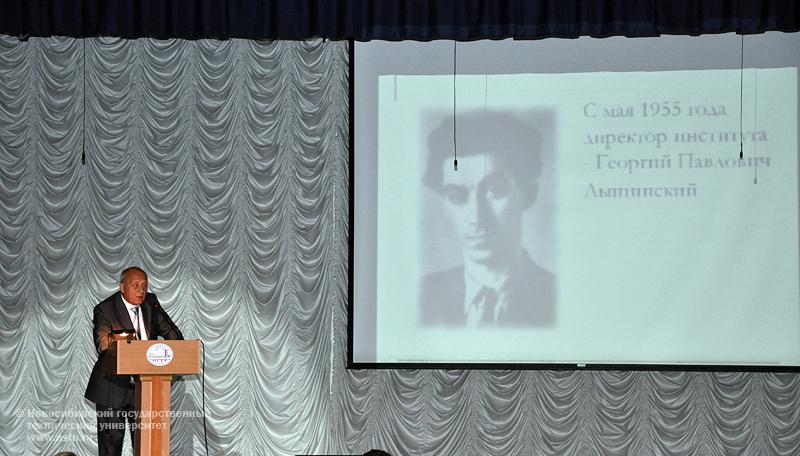 01.09.09 Лекция ректора НГТУ Н. В. Пустового для лицеистов, фотография: В.Кравченко