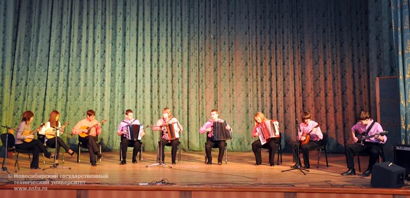 08.11.09 День открытых дверей в НГТУ, фотография: В. Кравченко