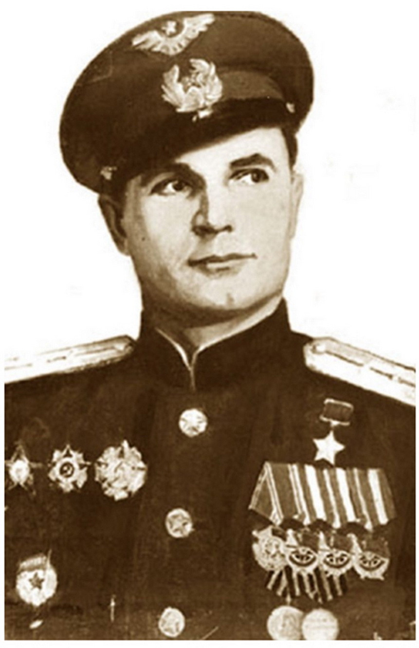 фотография: из архива Совета ветеранов и архива семьи Ф. В. Буслова