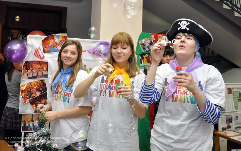 27.11.09 В НГТУ пройдет выставка-ярмарка «Молодой Новосибирск», фотография: В. Кравченко