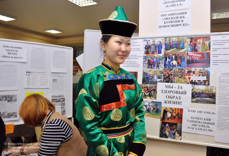 27.11.09 В НГТУ пройдет выставка-ярмарка «Молодой Новосибирск», фотография: В. Кравченко