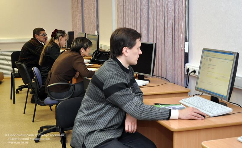 11.12.09 Завершились курсы повышения квалификации «Технология электронного обучения в деятельности преподавателя вуза», фотография: В. Кравченко