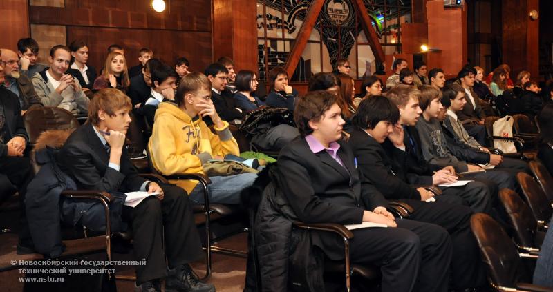 25.12.09 ХII Учебно-практическая конференция в Школе развития НГТУ, фотография: В. Кравченко