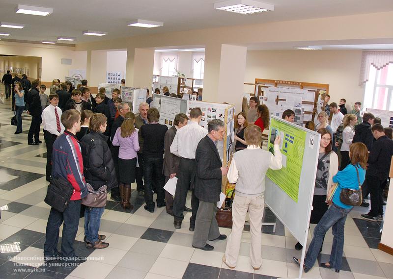 12.03.10     Дни студенческой науки – 2010 в НГТУ, фотография: В. Невидимов