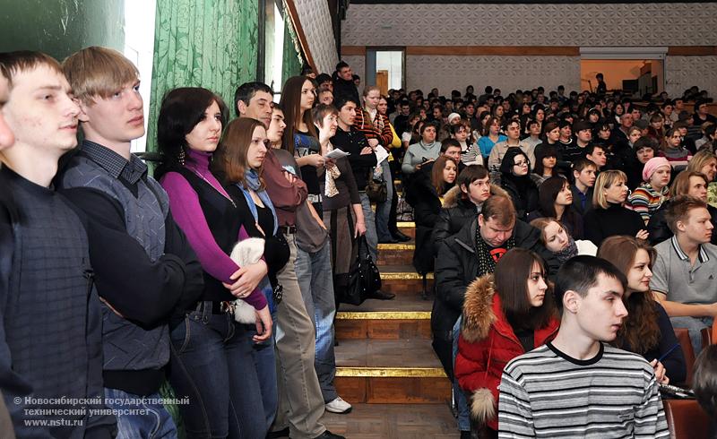 28.03.10 День открытых дверей в НГТУ, фотография: В. Кравченко