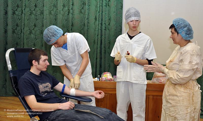 30.03.10 30 и 31 марта в НГТУ пройдет донорская акция, фотография: В. Кравченко