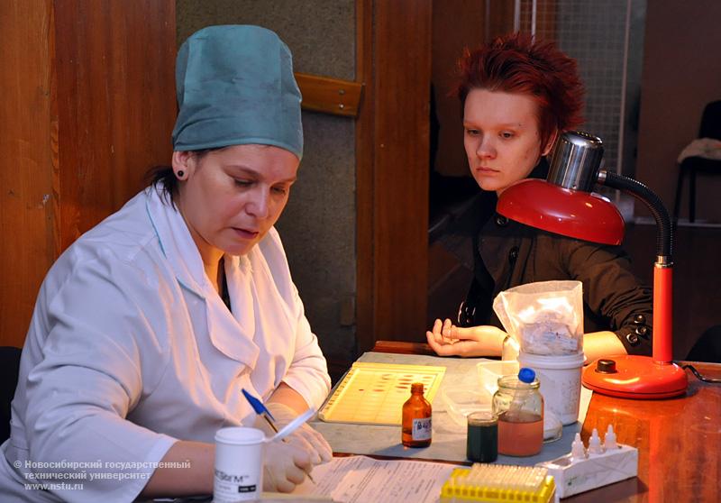 30.03.10 30 и 31 марта в НГТУ пройдет донорская акция, фотография: В. Кравченко