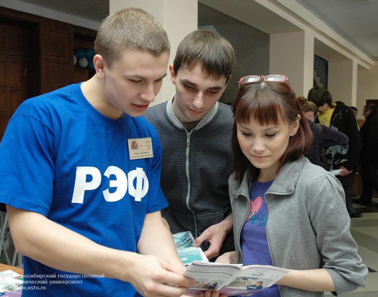 28.03.10     День открытых дверей в НГТУ, фотография: В. Невидимов