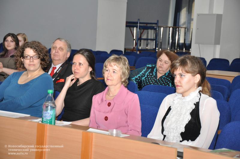 14.04.10 Показ моделей, изготовленных портнихами-любительницами по выкройкам немецких журналов
