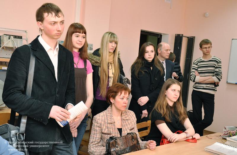 15.04.10 День открытых дверей на АВТФ, фотография: В. Невидимов