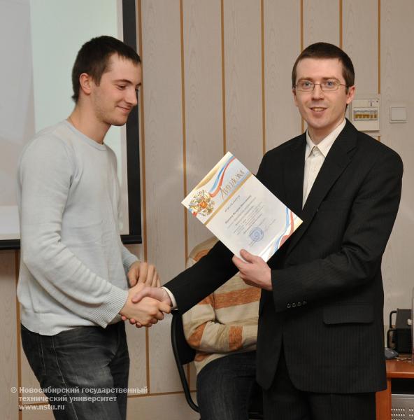 15.04.10 Городская студенческая олимпиада по инженерной графике и графическим информационным технологиям прошла в НГТУ, фотография: В. Невидимов