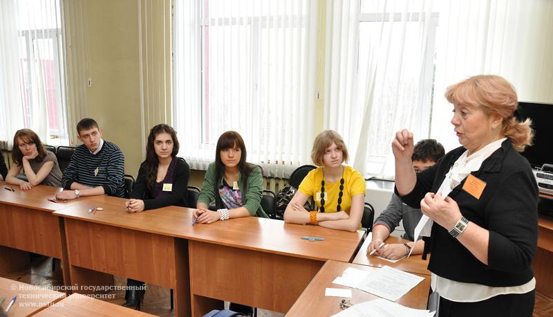 15.04.10 Городская олимпиада по иностранным языкам, фотография: В. Невидимов
