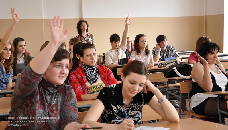 28.04.10 Городская олимпиада по русскому языку и культуре речи для студентов технических специальностей, фотография: В. Кравченко