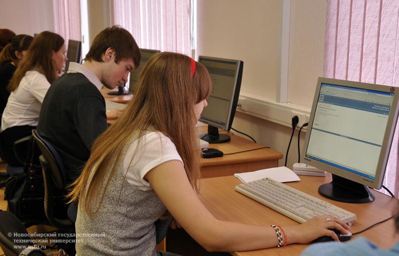 07.05.10 В НГТУ – городская олимпиада по менеджменту, фотография: В. Кравченко