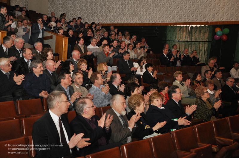 14.05.10     Кафедра полупроводниковых приборов и микроэлектроники НГТУ отметит 50-летний юбилей, фотография: В. Невидимов