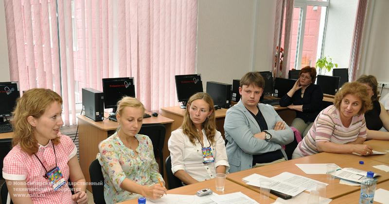 05.07.10 Круглый стол «Вуз-онлайн и преподаватель-онлайн», фотография: В. Невидимов