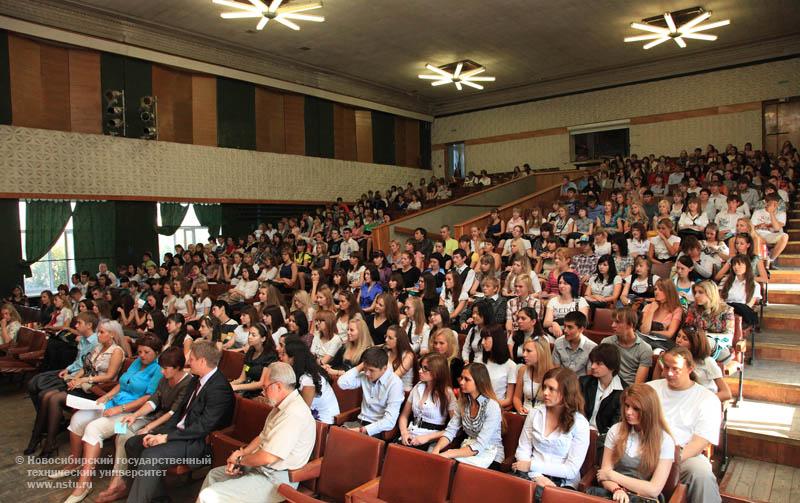 01.09.10     Собрание студентов 1 курса ФГО, фотография: В. Невидимов