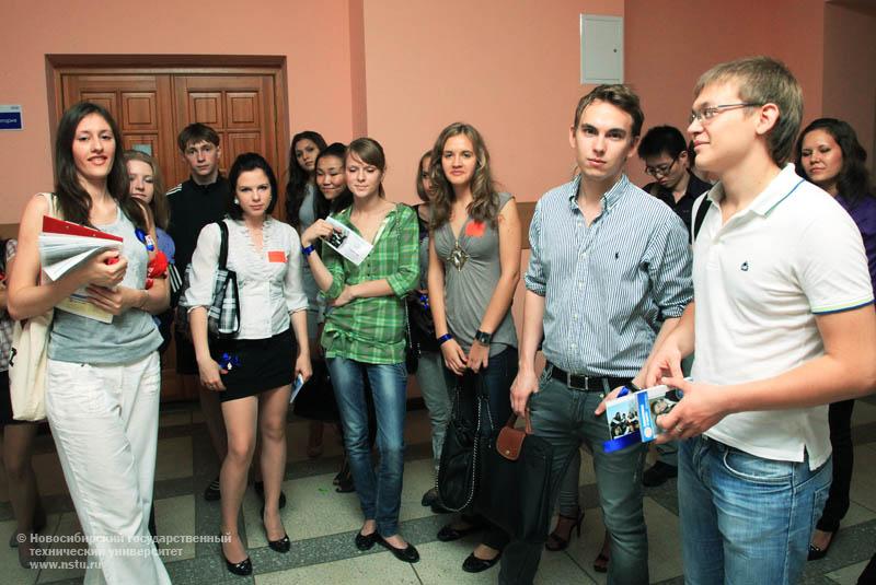 01.09.10     Собрание студентов 1 курса ФГО, фотография: В. Невидимов