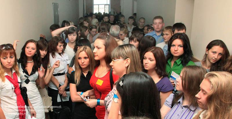 01.09.10     Собрание студентов 1 курса ФГО, фотография: В. Невидимов