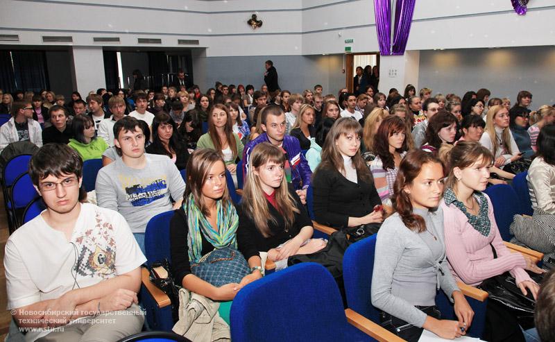 10.09.10 НГТУ посетила делегация Республики Польша, фотография: В. Невидимов