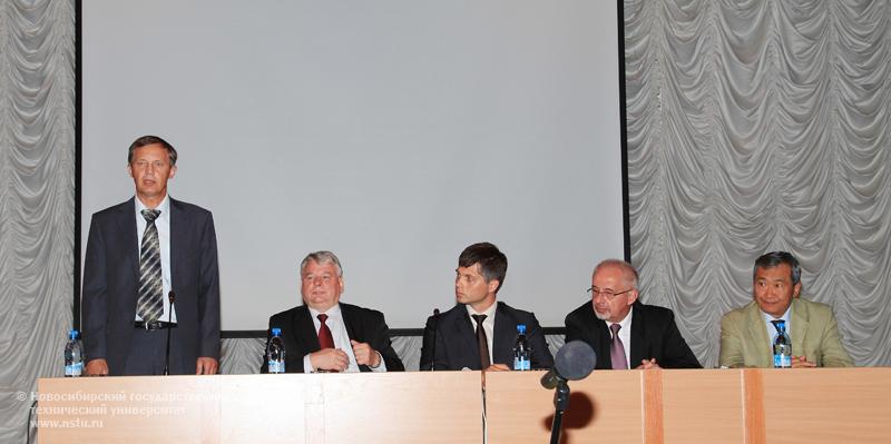 10.09.10 НГТУ посетила делегация Республики Польша, фотография: В. Невидимов