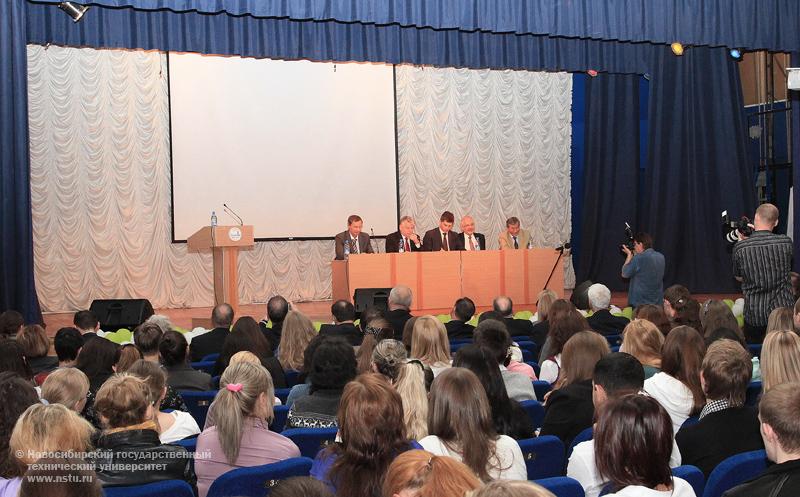 10.09.10 НГТУ посетила делегация Республики Польша, фотография: В. Невидимов