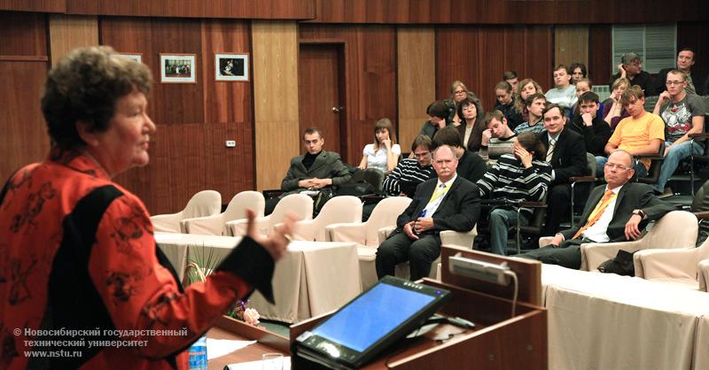 24.09.10 24 сентября в НГТУ пройдут мастер-классы экспертов симпозиума «Инновации как фактор стратегии модернизации», фотография: В. Невидимов