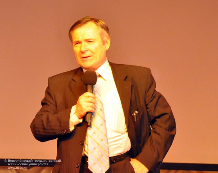 12.10.10 12 октября в НГТУ состоится посвящение в первокурсники факультета прикладной математики и информатики, фотография: В. Кравченко