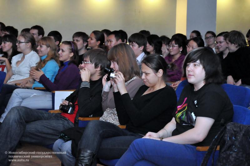 12.10.10 12 октября в НГТУ состоится посвящение в первокурсники факультета прикладной математики и информатики, фотография: В. Кравченко