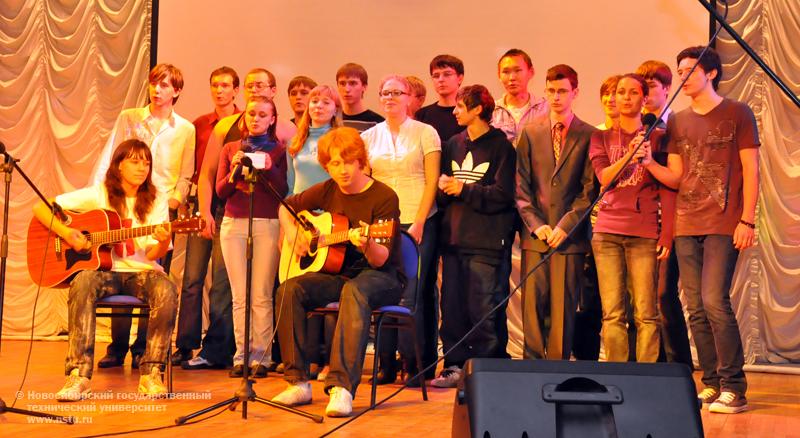 12.10.10 12 октября в НГТУ состоится посвящение в первокурсники факультета прикладной математики и информатики, фотография: В. Кравченко