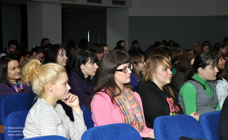 09.11.10 9 ноября в НГТУ состоится посвящение в первокурсники факультета гуманитарного образования, фотография: В. Кравченко
