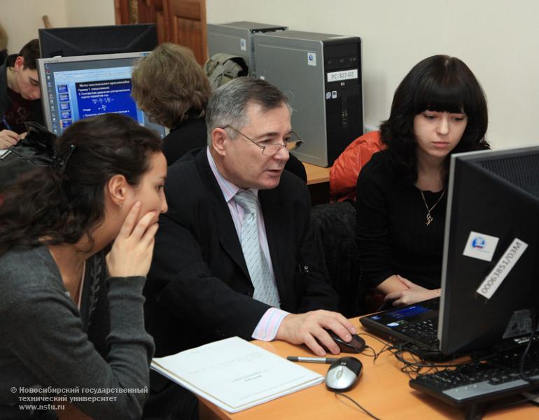 06.12.10 Конференция «Наука. Технологии. Инновации» в НГТУ, фотография: В. Невидимов