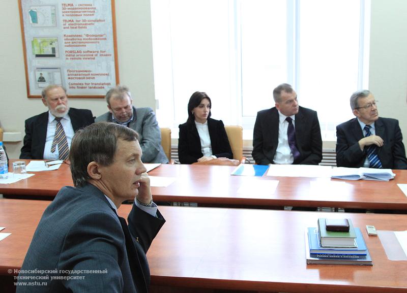 02.12.10 2 декабря НГТУ посетит делегация Гуманитарной академии им. Александра Гейштора (Республика Польша, Пултуск), фотография: В. Невидимов