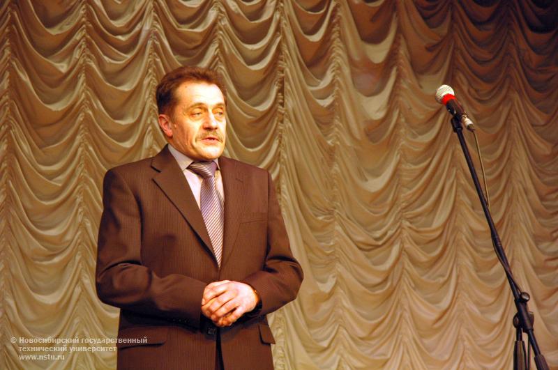 03.12.10 3 декабря общежитие НГТУ №1 отметит 55 – летний юбилей, фотография: В. Кравченко