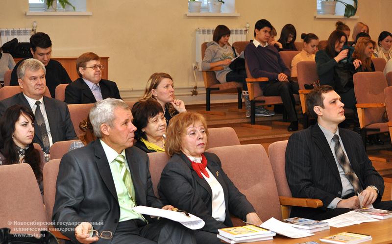 10.12.10 10 декабря в НГТУ пройдет семинар «Реализация промышленных инноваций в рамках взаимодействия науки и производства», фотография: В. Невидимов