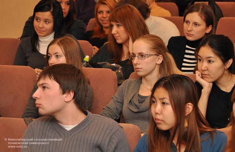10.12.10 10 декабря в НГТУ пройдет семинар «Реализация промышленных инноваций в рамках взаимодействия науки и производства», фотография: В. Невидимов