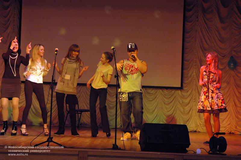 09.12.10 9 декабря в НГТУ пройдет День западной культуры, фотография: В. Кравченко