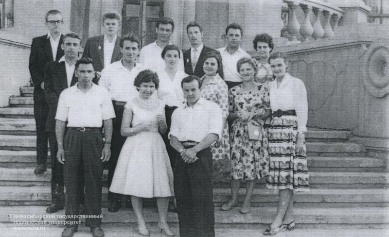 Студенты НЭТИ-НГТУ Июль 1961 г