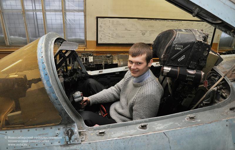 31.01.11 Встречи деканов НГТУ с учащимися школ, лицеев и гимназий, фотография: В. Невидимов